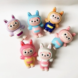 Tượng Labubu size to 8cmx12cm mix màu.
