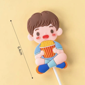 Tượng nhựa dẻo - Bé TRAI áo xanh ăn bỏng ngô