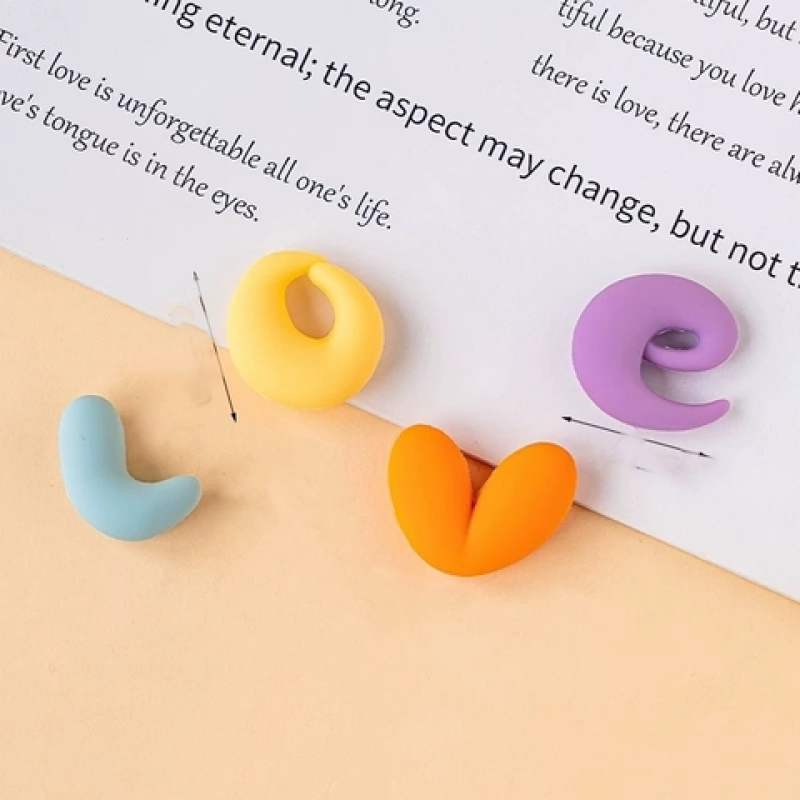 Chữ silicon-LOVE SẮC MÀU (size TO 4cm)