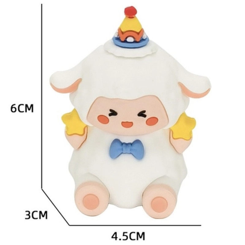 Tượng silicon - bé cừu trắng đội mũ