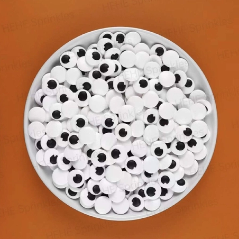 Cốm đường (kẹo) halloween -Hình mắt trắng đen size to 1cm (gói 100gam)