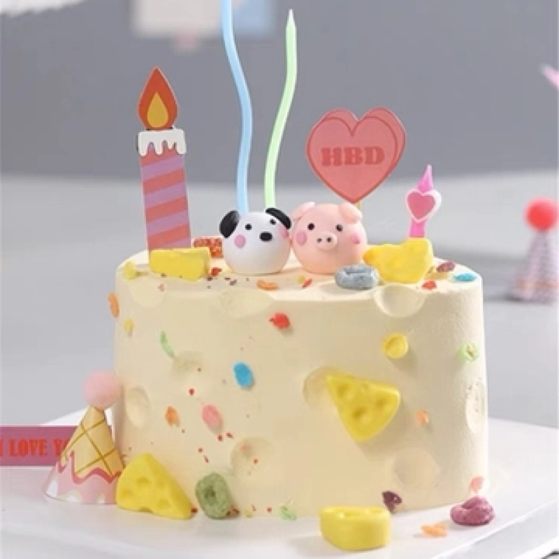 Tượng nhựa dẻo -đôi lợn và chó.